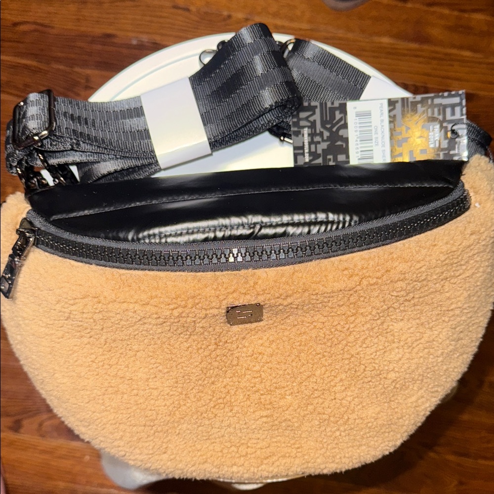 NWT Think Royln Pearl Black/Nude Sherpa Crossbody Bag
